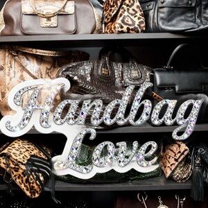 Seller Offer: 10% off 3 or more items ✨